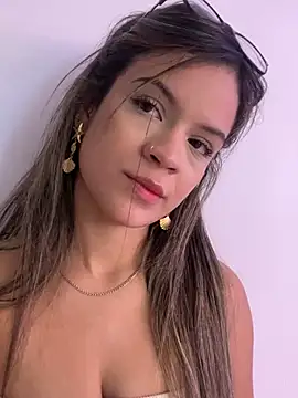 Alisha-Bond online show from February 19, 3:06 am