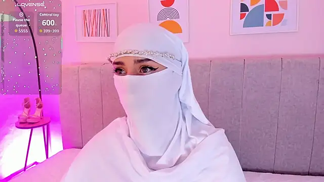 rawiya online show from November 13, 12:31 pm