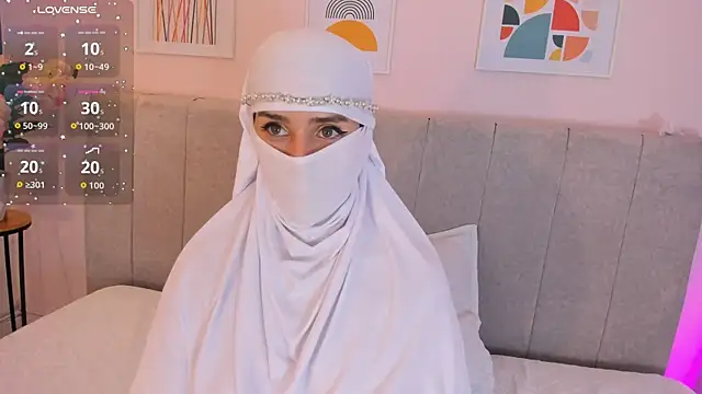 rawiya online show from December 15, 12:33 pm