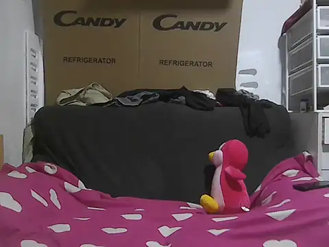 Just Gabriella online show from December 3, 4:33 pm