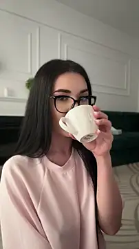 AllisonSky online show from May 29, 2:56 pm