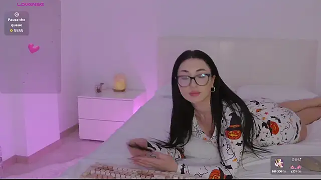 AllisonSky online show from October 10, 11:22 am