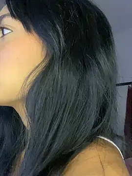 Snapshot of valeriah_7 chatting on January 22, 11:21 pm valeriah 7 online show from January 22, 11:21 pm
