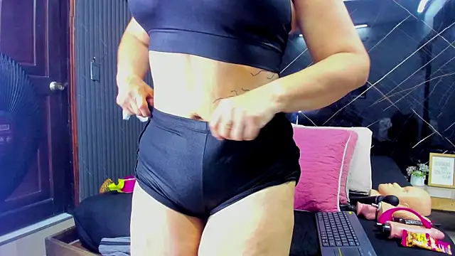 cloee-rabbyt online show from September 10, 11:20 am