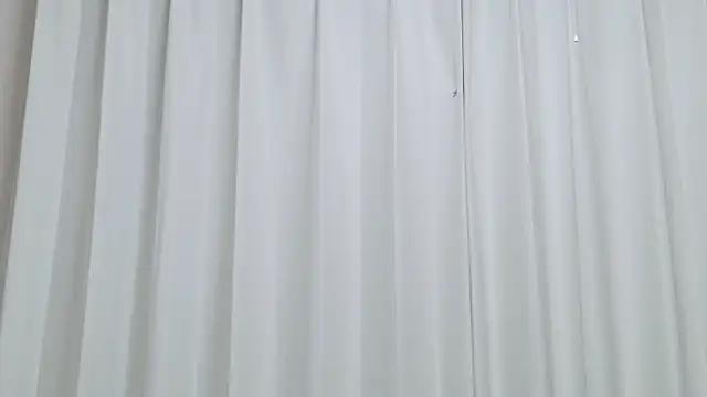 yuki room online show from November 13, 1:26 pm