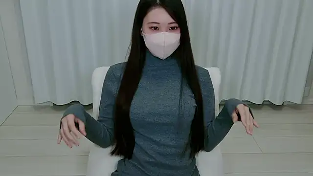 yuki room online show from December 1, 1:12 pm