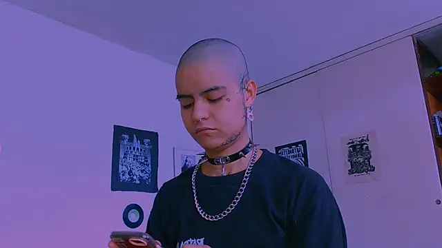 alex one888 online show from February 4, 6:25 pm