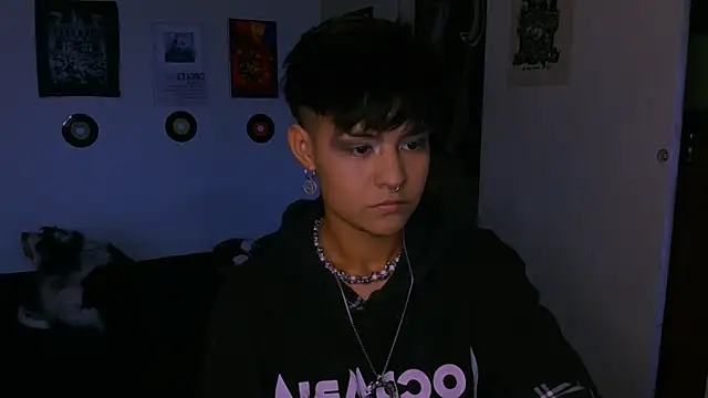 alex one888 online show from December 17, 9:20 pm