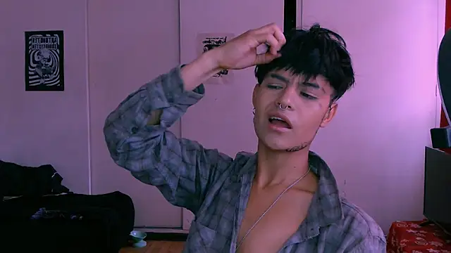 alex one888 online show from December 20, 7:28 pm