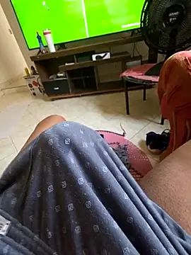 Snapshot of negro1978mt chatting on February 24, 6:53 pm negro1978mt online show from February 24, 6:53 pm