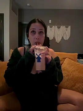 Snapshot of lonelylexxxie chatting on September 22, 3:07 pm lonelylexxxie online show from September 22, 3:07 pm