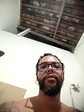 Snapshot of JhonnyPicasso0@xh chatting on March 4, 6:21 am JhonnyPicasso0xh online show from March 4, 6:21 am