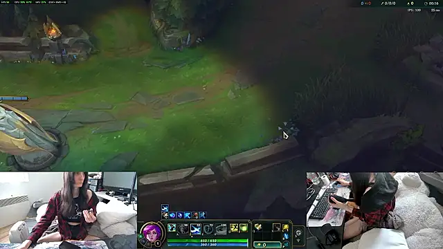 Snapshot of CeriseLapine chatting on March 2, 12:56 pm CeriseLapine online show from March 2, 12:56 pm