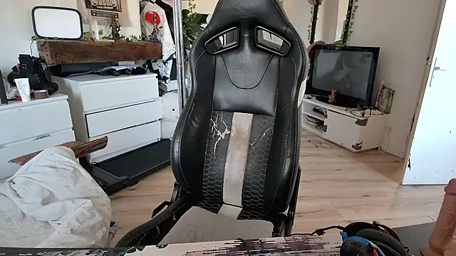 Snapshot of CeriseLapine chatting on October 28, 11:31 am CeriseLapine online show from October 28, 11:31 am