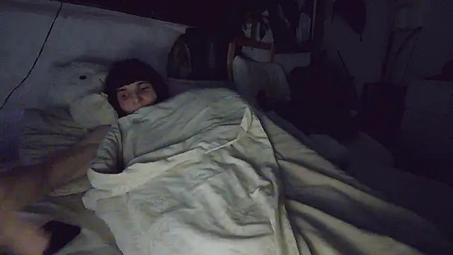 Snapshot of CeriseLapine chatting on February 19, 9:56 pm CeriseLapine online show from February 19, 9:56 pm