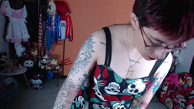 MissMiia2 online show from June 3, 1:01 pm