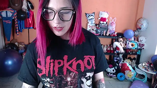 Snapshot of MissMiia2 chatting on September 25, 5:08 pm MissMiia2 online show from September 25, 5:08 pm