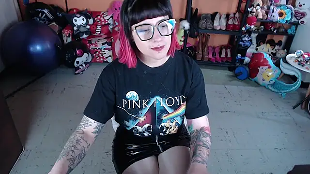 MissMiia2 online show from October 29, 3:11 pm