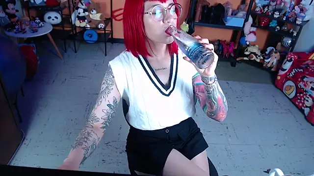 MissMiia2 online show from April 8, 10:28 am