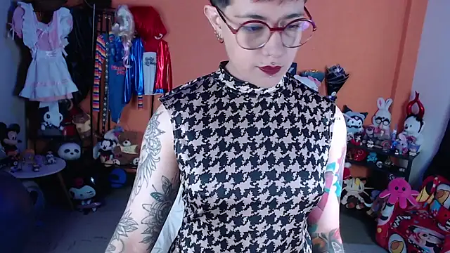 MissMiia2 online show from May 12, 1:06 pm