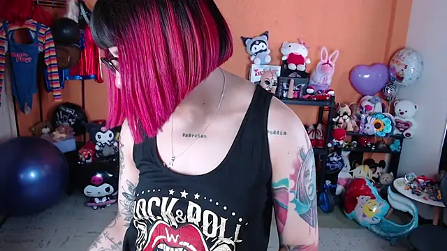 MissMiia2 online show from November 5, 3:48 pm