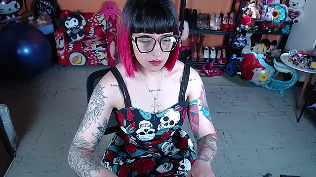 MissMiia2 online show from November 12, 1:59 pm