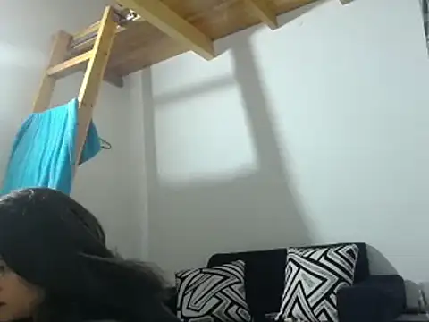 Snapshot of khleo_lionss chatting on March 5, 1:42 am khleo lionss online show from March 5, 1:42 am