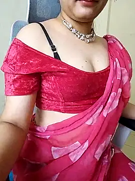 Snapshot of Indianhyna chatting on September 13, 7:19 am Indianhyna online show from September 13, 7:19 am