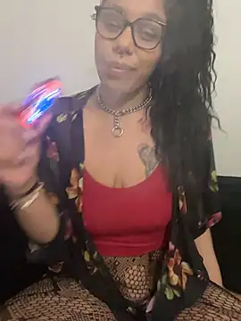 Princess Desirae online show from June 4, 6:18 am