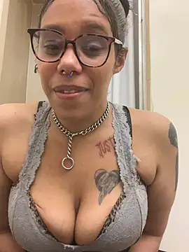 Princess Desirae online show from April 13, 4:16 am