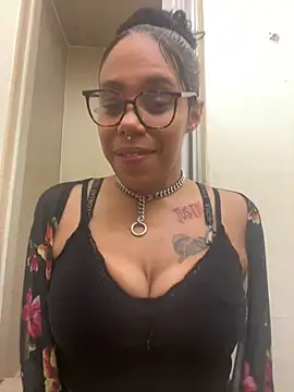 Princess Desirae online show from April 10, 4:52 am
