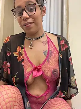 Princess Desirae online show from April 15, 3:23 am