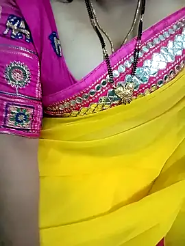 Snapshot of your-sameera chatting on November 17, 6:28 am your-sameera online show from November 17, 6:28 am