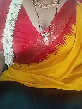 Snapshot of your-sameera chatting on July 21, 4:47 am your-sameera online show from July 21, 4:47 am