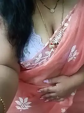 Snapshot of your-sameera chatting on July 8, 5:52 am your-sameera online show from July 8, 5:52 am