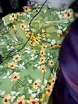 Snapshot of your-sameera chatting on June 27, 5:52 pm your-sameera online show from June 27, 5:52 pm