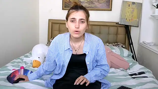 Snapshot of Iren chatting on July 6, 12:12 pm Iren online show from July 6, 12:12 pm