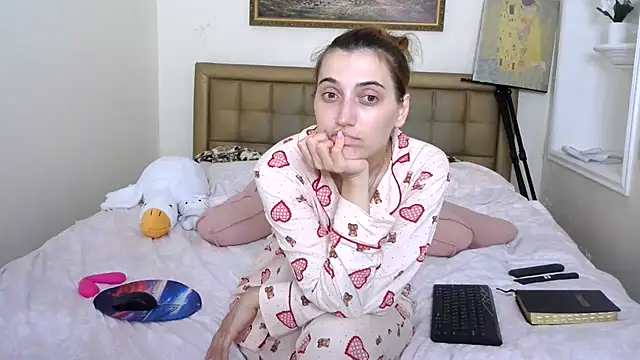 Snapshot of Iren chatting on July 1, 7:47 pm Iren online show from July 1, 7:47 pm