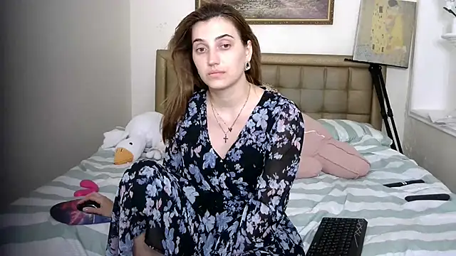 Snapshot of Iren chatting on June 24, 3:43 pm Iren online show from June 24, 3:43 pm