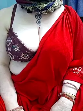 Snapshot of Raja_Ranii chatting on April 10, 6:09 am Raja Ranii online show from April 10, 6:09 am