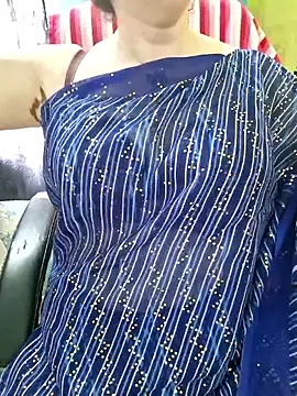 Snapshot of Raja_Ranii chatting on May 28, 2:08 am Raja Ranii online show from May 28, 2:08 am