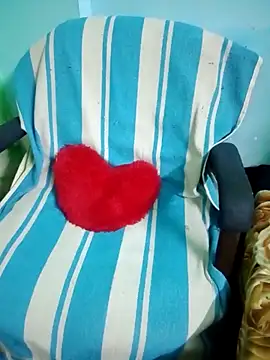 Snapshot of Raja_Ranii chatting on March 18, 1:34 pm Raja Ranii online show from March 18, 1:34 pm