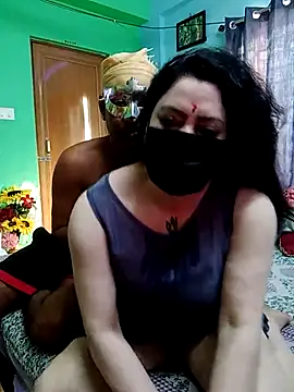 Snapshot of Raja_Ranii chatting on March 6, 1:48 am Raja Ranii online show from March 6, 1:48 am