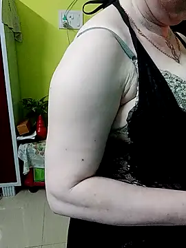 Snapshot of Raja_Ranii chatting on January 31, 12:51 pm Raja Ranii online show from January 31, 12:51 pm