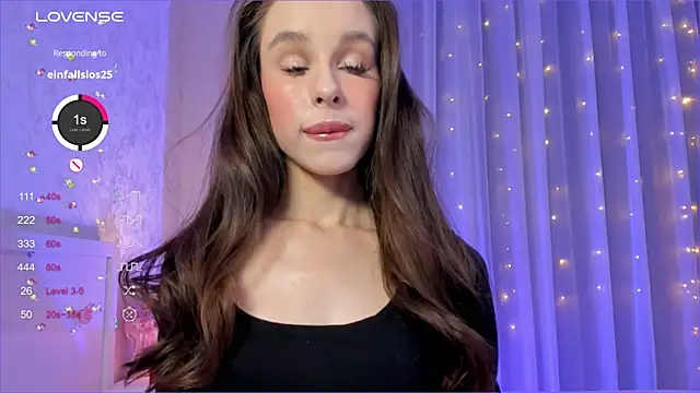 Snapshot of Minusvibe chatting on December 27, 4:54 pm Minusvibe online show from December 27, 4:54 pm