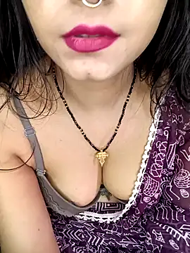 Diamond queeen online show from January 31, 11:03 pm