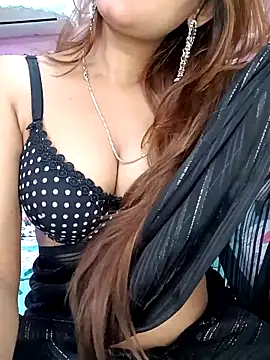 Diamond queeen online show from November 8, 8:01 pm