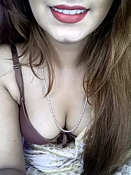 Diamond queeen online show from October 9, 9:04 pm