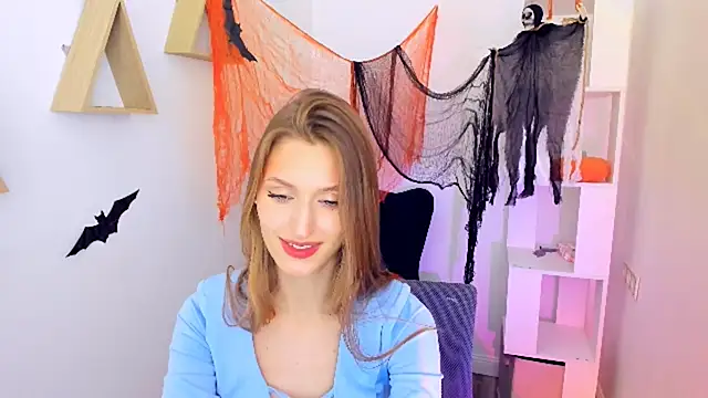 NaturalBeaty online show from October 27, 3:40 am