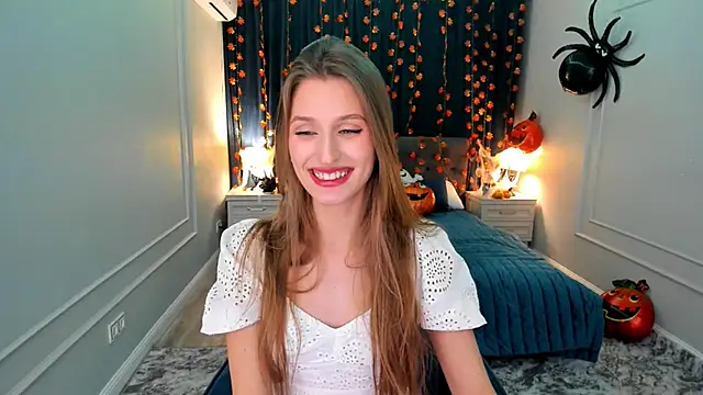 NaturalBeaty online show from October 10, 7:58 pm